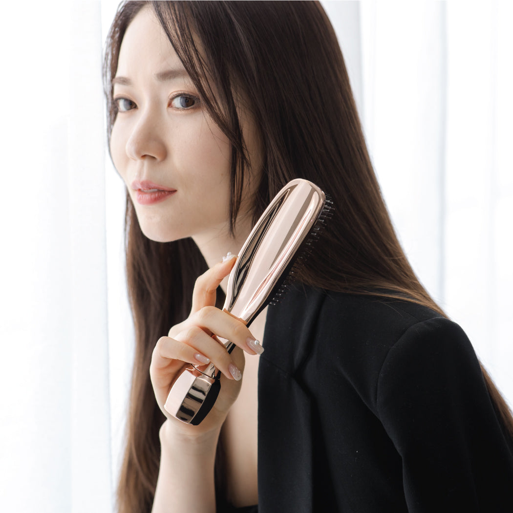 Dr. Scalp The Brashu REVO hair brush for dry and wet hair. Scalp and Face Massager
